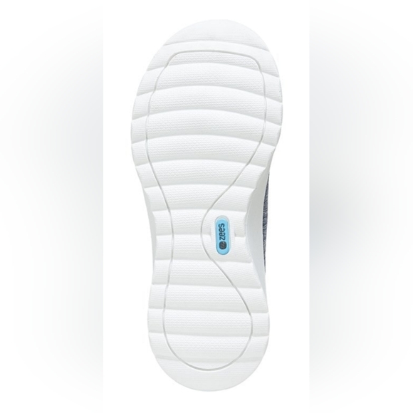 👟Bzees👟 Get Movin Slip On, Navy,6.5 Ladies NWT - Picture 7 of 8